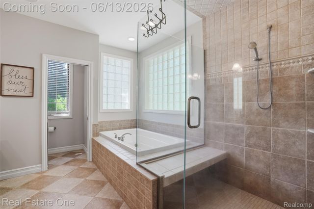 2764 Tall Timbers Drive, Milford Charter Township, MI 48380
