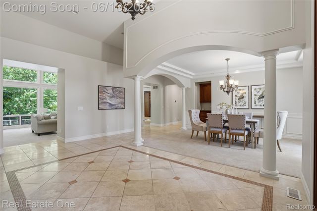 2764 Tall Timbers Drive, Milford Charter Township, MI 48380