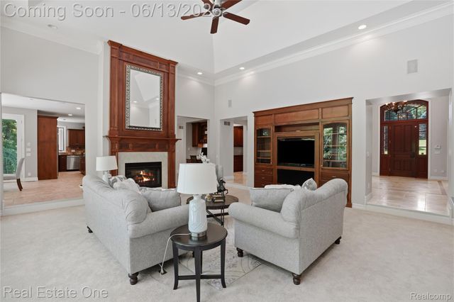 2764 Tall Timbers Drive, Milford Charter Township, MI 48380