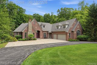 2764 Tall Timbers Drive, Milford Charter Township, MI 48380