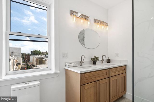 908 REED ST, Philadelphia, PA 19147