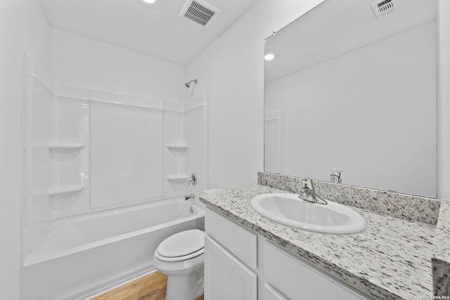 15118 Waterow View, Von Ormy, TX 78073