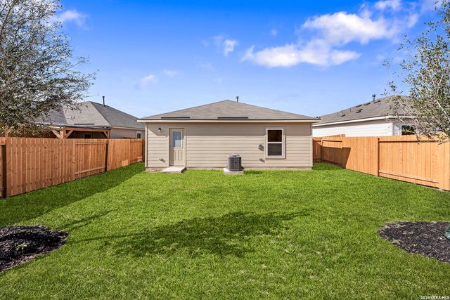 15118 Waterow View, Von Ormy, TX 78073