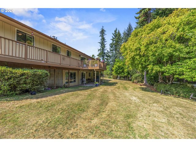 891 YOUNG Rd, Kelso, WA 98626