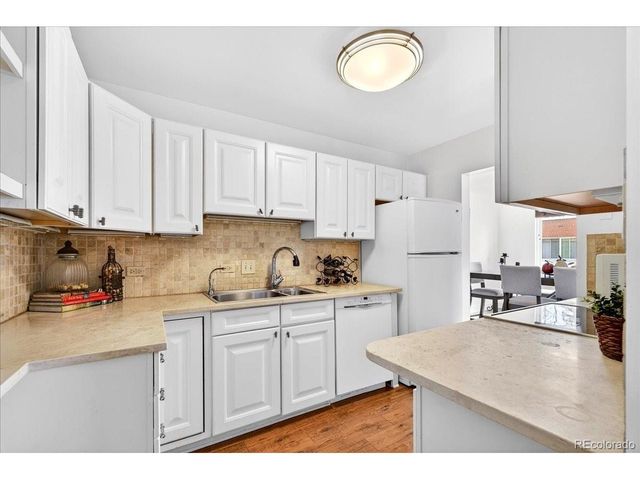 855 N Pennsylvania St 411, Denver, CO 80203