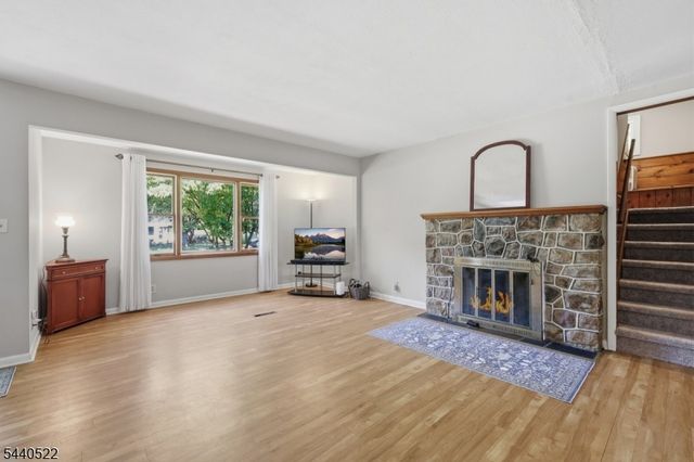 626 5Th St, Belvidere Twp., NJ 07823