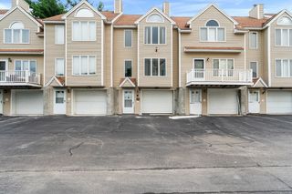 25 Tobey Rd 55, Dracut, MA 01826