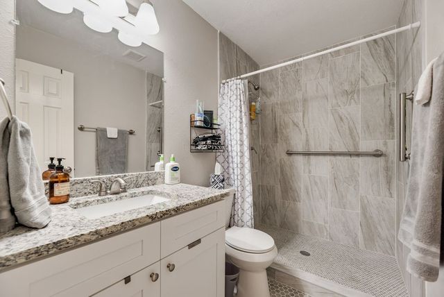 5801 Redwood Lane, Rowlett, TX 75089