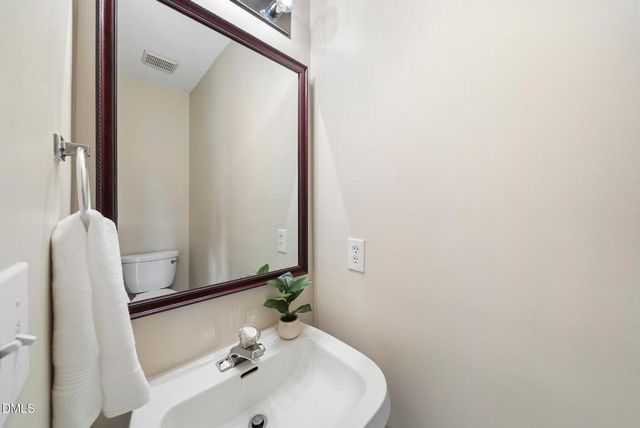 805 Beddingfield Drive, Knightdale, NC 27545