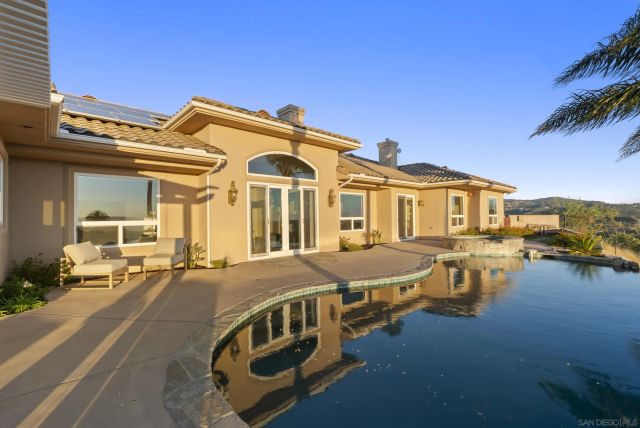 1403 Chariot Ct, Bonsall, CA 92003
