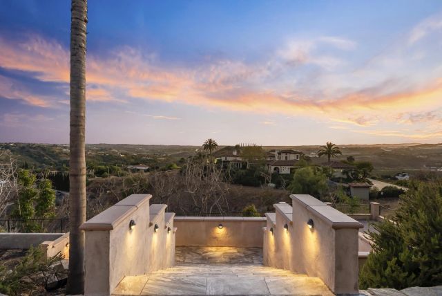 1403 Chariot Ct, Bonsall, CA 92003