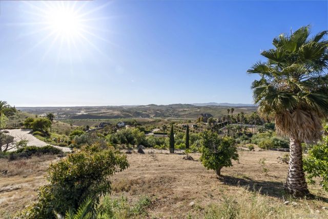 1403 Chariot Ct, Bonsall, CA 92003