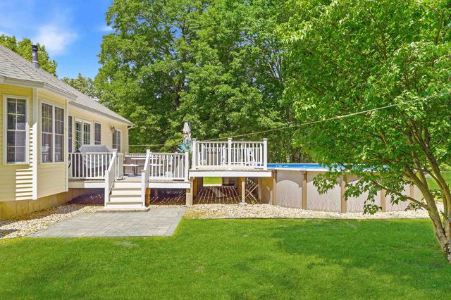 22 May Lane, Pelham, NH 03076
