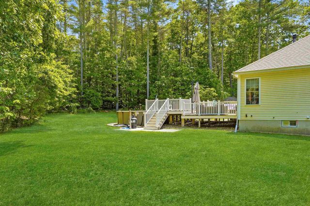 22 May Lane, Pelham, NH 03076