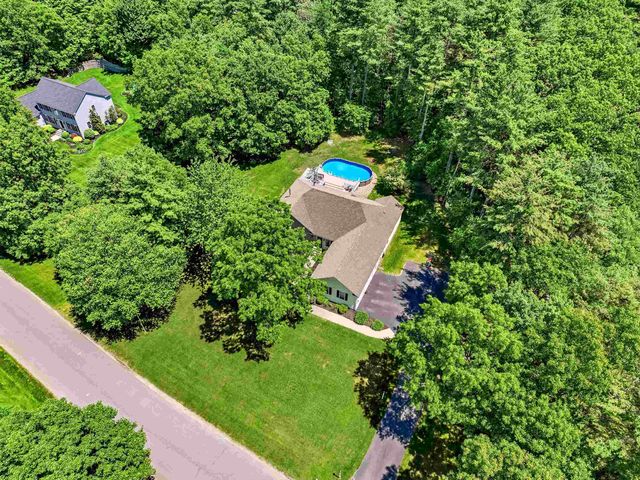 22 May Lane, Pelham, NH 03076