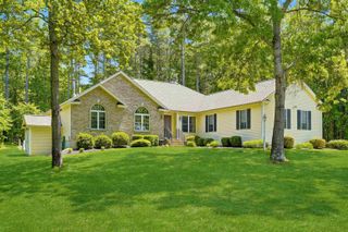 22 May Lane, Pelham, NH 03076