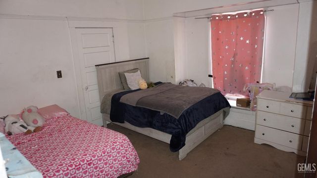 518 Monterey Street, Bakersfield, CA 93305