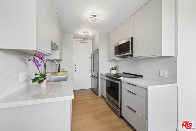 10747 Wilshire Boulevard 1107, Los Angeles, CA 90024