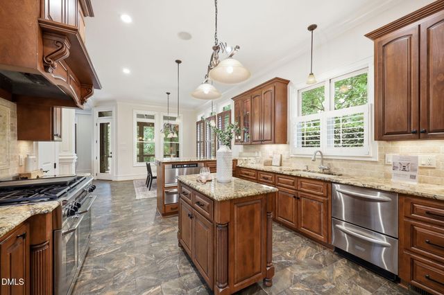 2097 Van Gogh Lane, Apex, NC 27539