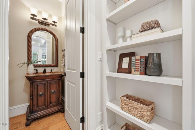 2097 Van Gogh Lane, Apex, NC 27539