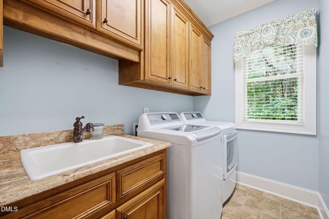2097 Van Gogh Lane, Apex, NC 27539