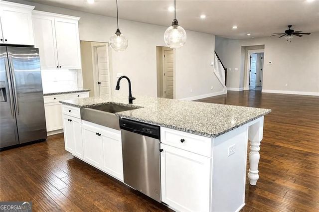 150 Peppertree Drive, Newnan, GA 30265