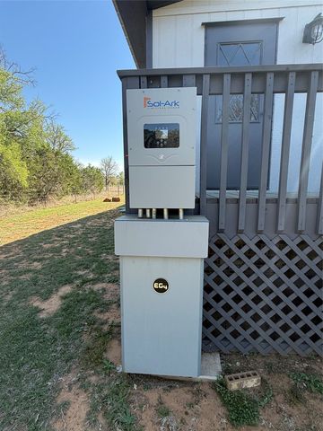 277 Oaks Crossing, Mineral Wells, TX 76067