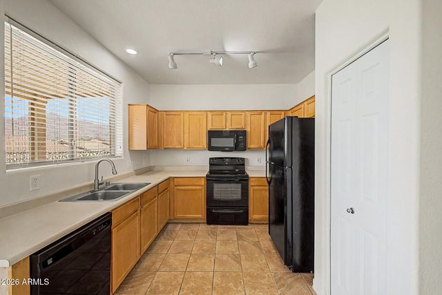 9494 E OBSIDIAN Court, Gold Canyon, AZ 85118