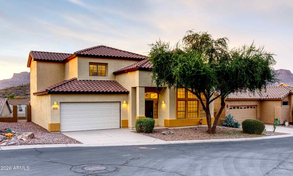9494 E OBSIDIAN Court, Gold Canyon, AZ 85118