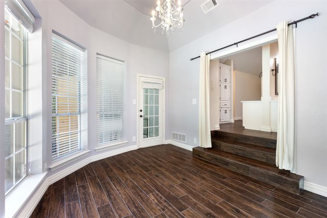 609 Seville Road, Denton, TX 76205