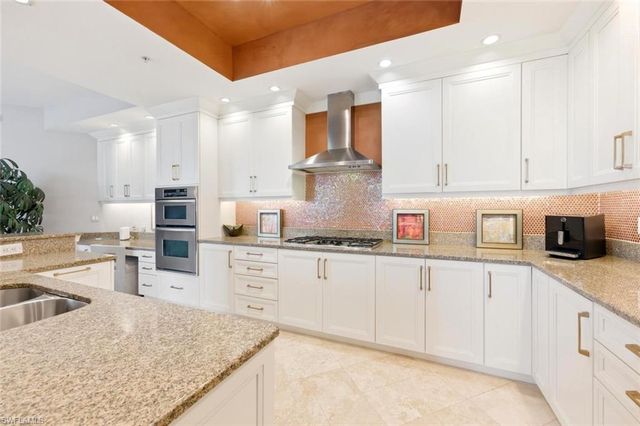 4501 Gulf Shore BLVD N 404, Naples, FL 34103
