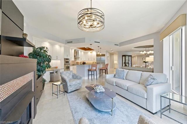 4501 Gulf Shore BLVD N 404, Naples, FL 34103