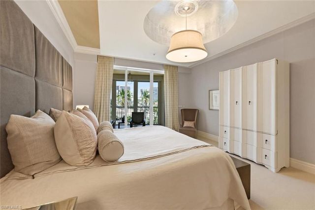 4501 Gulf Shore BLVD N 404, Naples, FL 34103