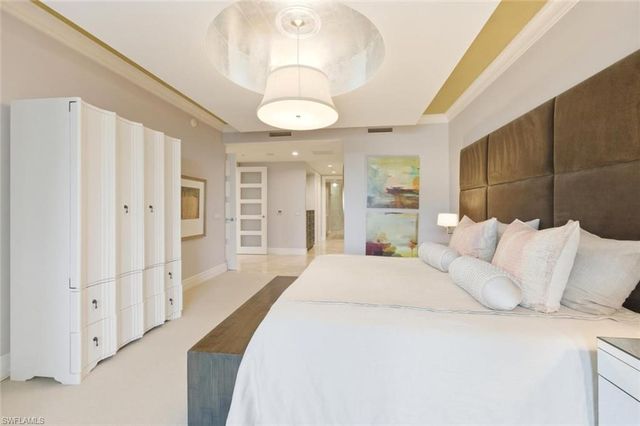 4501 Gulf Shore BLVD N 404, Naples, FL 34103