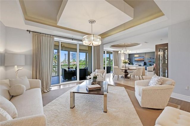 4501 Gulf Shore BLVD N 404, Naples, FL 34103