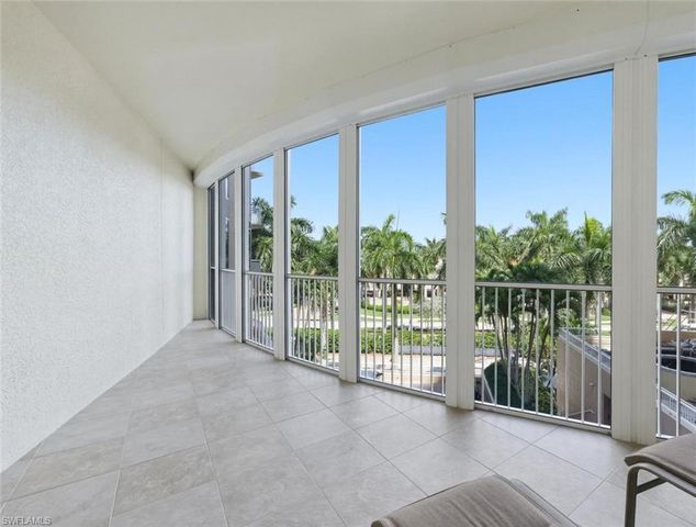4501 Gulf Shore BLVD N 404, Naples, FL 34103