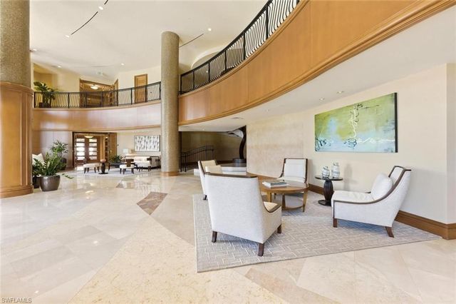4501 Gulf Shore BLVD N 404, Naples, FL 34103