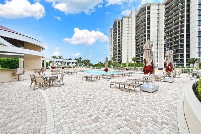 4501 Gulf Shore BLVD N 404, Naples, FL 34103