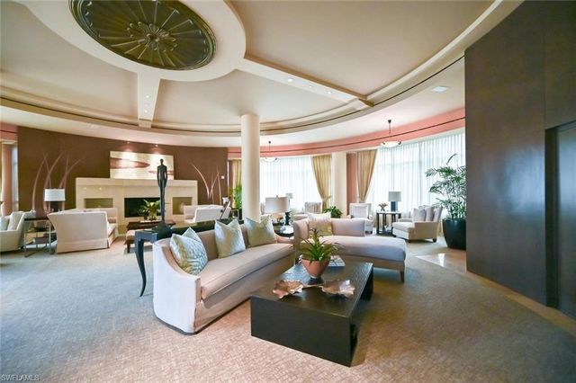 4501 Gulf Shore BLVD N 404, Naples, FL 34103