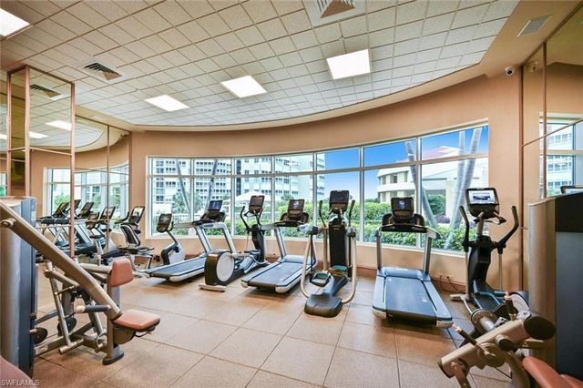 4501 Gulf Shore BLVD N 404, Naples, FL 34103