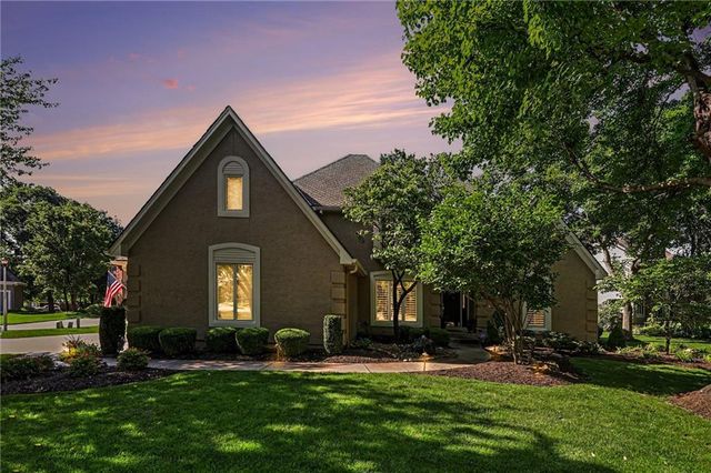 14021 Hayes Street, Overland Park, KS 66221