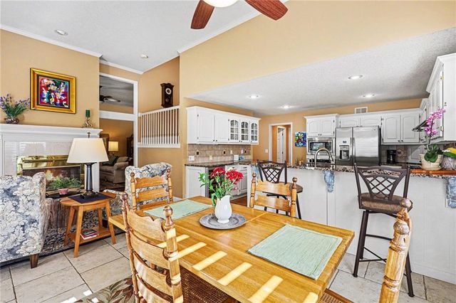 14021 Hayes Street, Overland Park, KS 66221