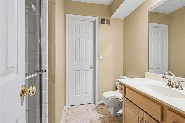 14021 Hayes Street, Overland Park, KS 66221