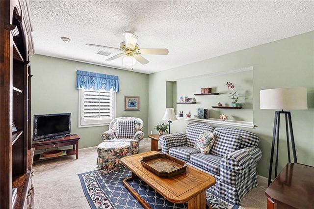 14021 Hayes Street, Overland Park, KS 66221