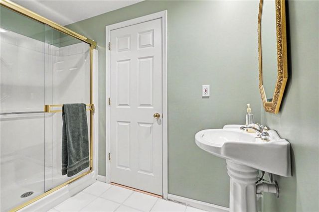 14021 Hayes Street, Overland Park, KS 66221