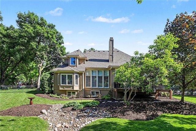 14021 Hayes Street, Overland Park, KS 66221