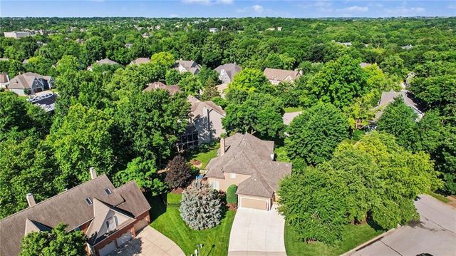 14021 Hayes Street, Overland Park, KS 66221