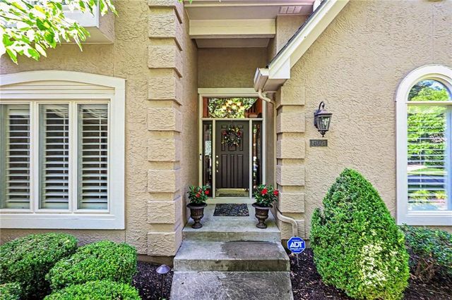 14021 Hayes Street, Overland Park, KS 66221