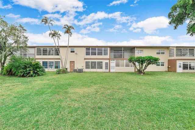 7500 NW 5th Court 104, Margate, FL 33063