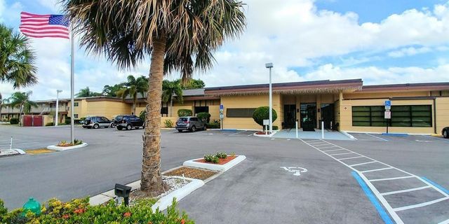 7500 NW 5th Court 104, Margate, FL 33063